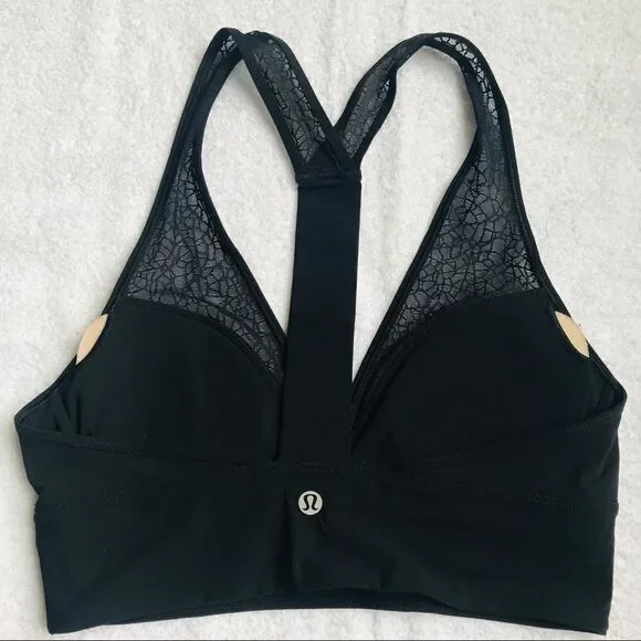 Lululemon sports bra black size 6. 0008 - Picture 3 of 5